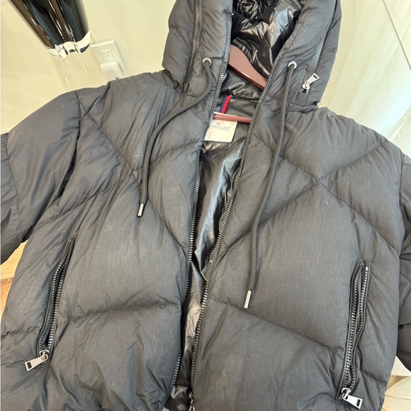 Moncler Black Estom Puffer Jacket - Picture 11 of 16